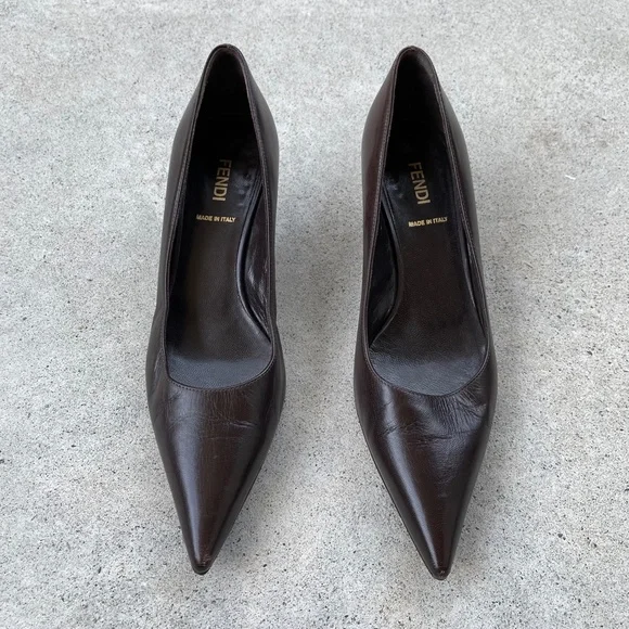 Fendi Dark Brown Leather Kitten Heel Pointed Toe Pumps - Size 35.5 - Picture 8 of 11